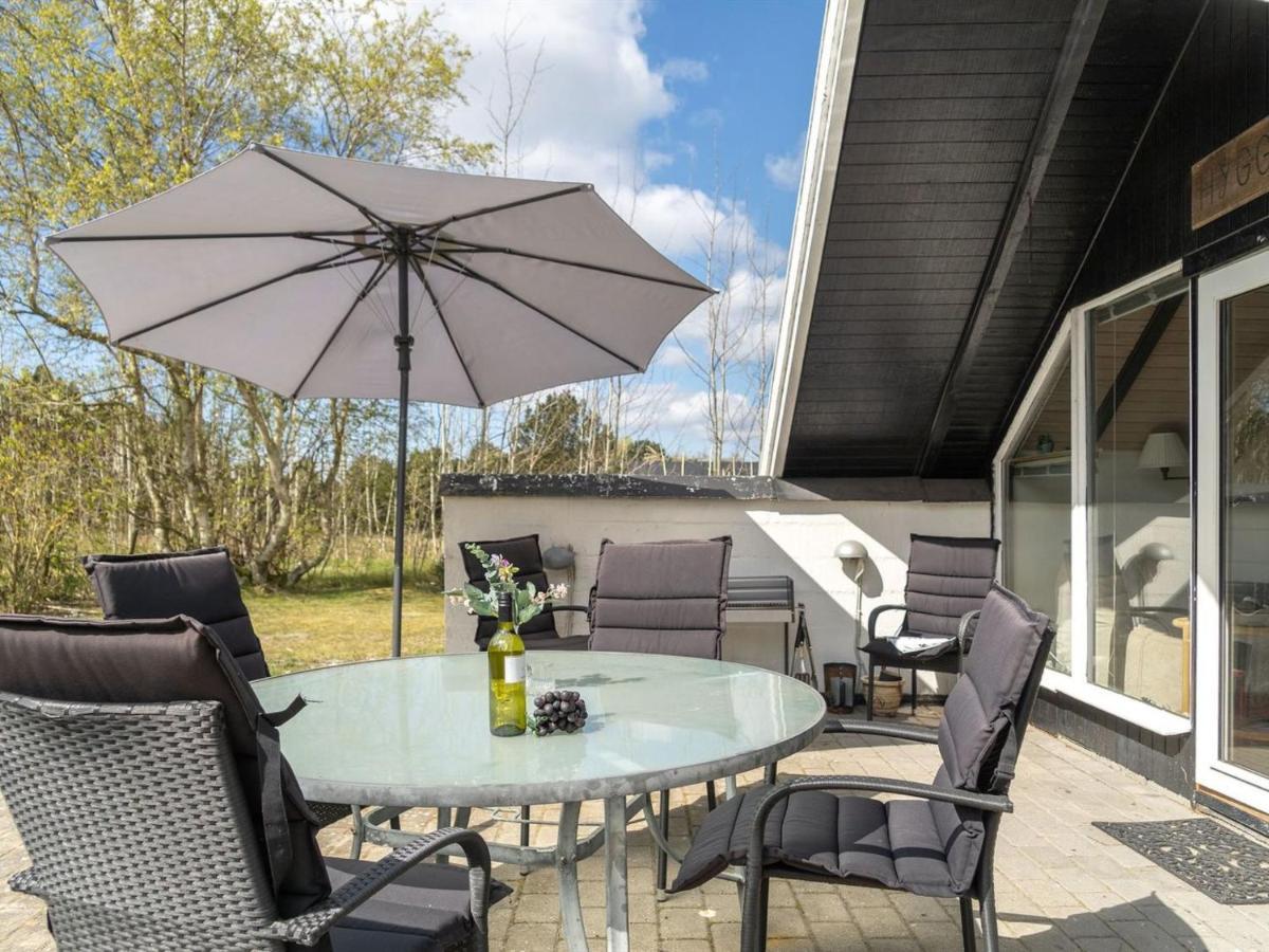 Holiday Home Arnfin - 160M From The Sea In Lolland- Falster And Mon By Interhome Rødby Extérieur photo